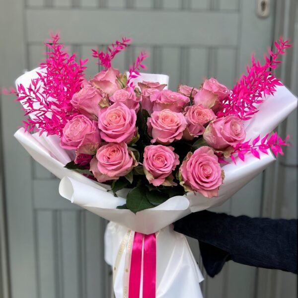 Bukiet z różowych róż