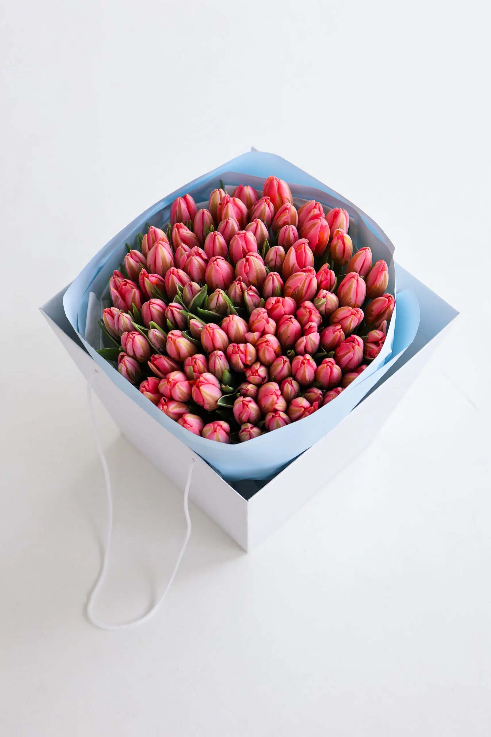 Bukiet z różowych tulipanów - obrazek 2