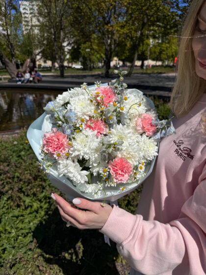 Jasny, świąteczny bukiet