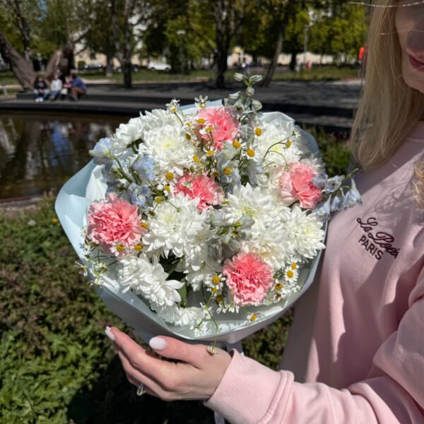 Bukiet w jasnych odcieniach