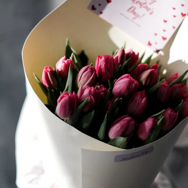 Bukiet różowych tulipanów