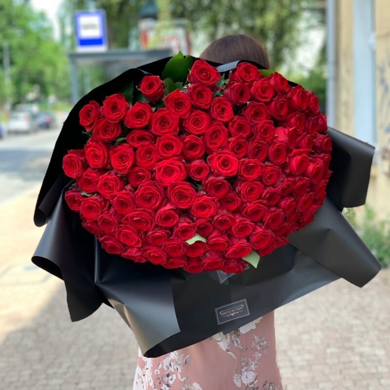 Bukiet czerwonych róż Adel del Flores