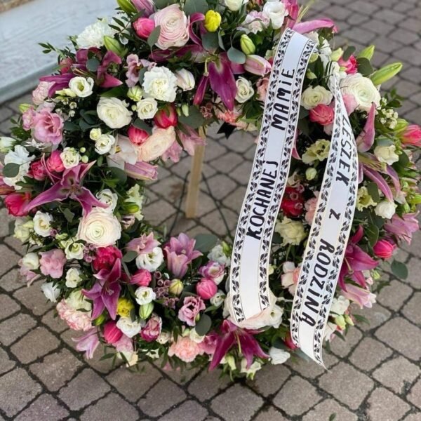 Funeral wreath with lilies and roses — Adel de Flores